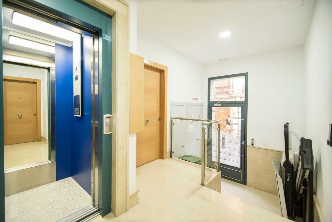 Enjoygranada Gran Via B-A & Parking Opcional Apartment Luaran gambar